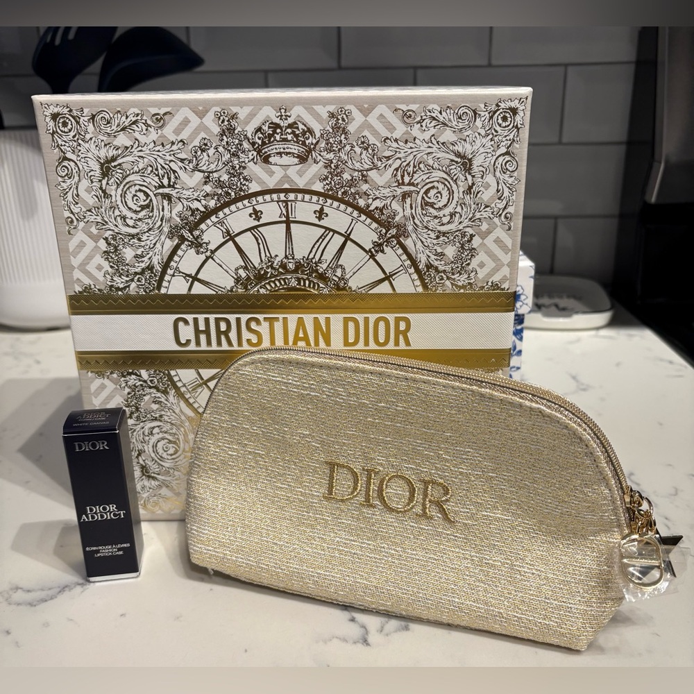 Dior NIB Beauty Bundle. 3x Pieces. Gold Make-Up Bag, Lipstick Case, Holiday Box.